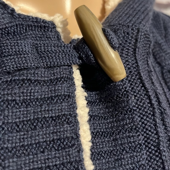 L.L. Bean Navy Blue Cardigan With Toggle Buttons Size Large - Picture 5 of 7